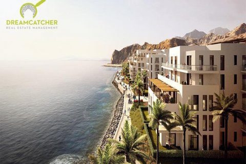 Sharm, Fujairah, संयुक्त अरब अमीरात में अपार्टमेंट, 4 बेडरूम, 269.9 वर्ग मीटर, संख्या 588725 - फ़ोटो 25