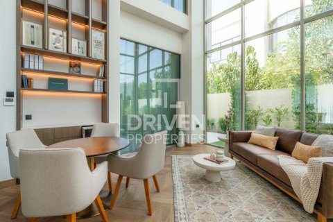 Huvila Jumeirah, Dubai, Arabiemiraatit 5 makuuhuonetta, 585.29 m2 № 757119 - kuva 7