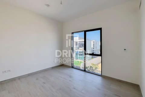 Villa sa Al Furjan, Dubai, UAE 5 silid-tulugan, 413.42 sq.m. № 757118 - larawan 11