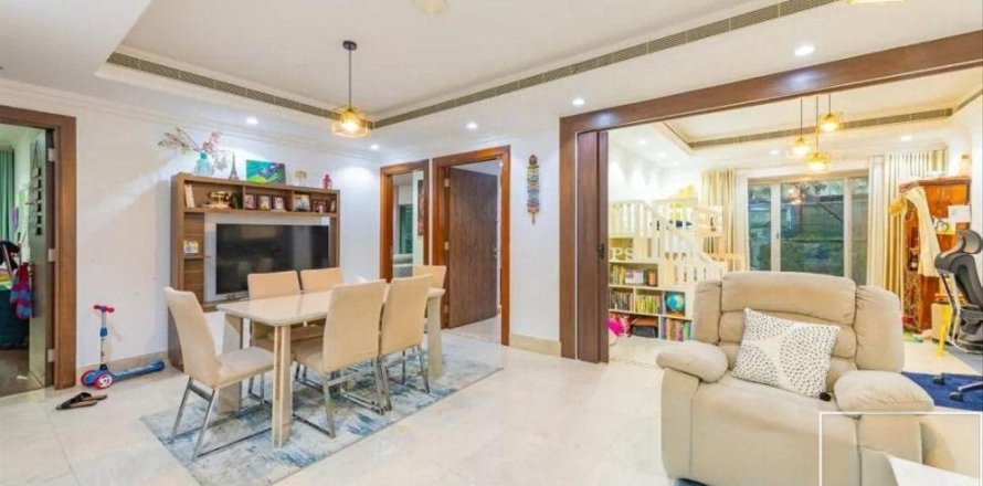 Квартира в Бизнес-Бэй, Дубай, ОАЕ 2 спальні, 179м2 № 646419