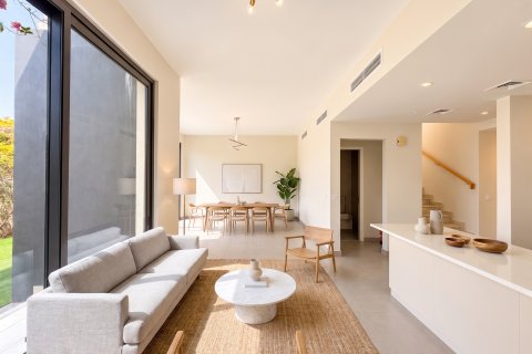 Müüa villa asukohaga Dubai, AÜE: 4 magamistoaga, 202 m² Nr 766137 - pilt 2