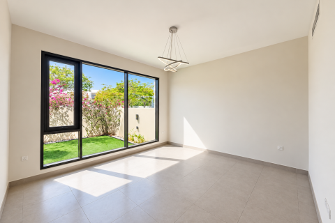 Müüa villa asukohaga Dubai, AÜE: 4 magamistoaga, 202 m² Nr 766137 - pilt 9