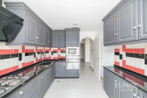 Vila u The Springs, Dubai, UAE 2 spavaćih soba, 167 m2 Br. 650158 - fotografija 7