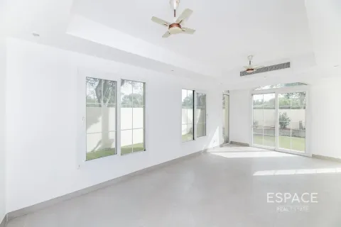 Vila u The Springs, Dubai, UAE 2 spavaćih soba, 167 m2 Br. 650158 - fotografija 3