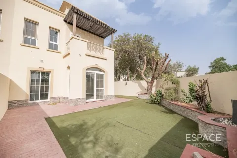 Vila u The Springs, Dubai, UAE 2 spavaćih soba, 167 m2 Br. 650158 - fotografija 1