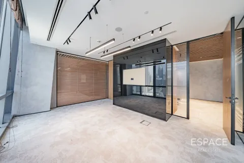 Office in Downtown Dubai (Downtown Burj Dubai), UAE 310 sq.m. № 650159 - photo 14
