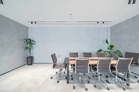 Office in Downtown Dubai (Downtown Burj Dubai), UAE 310 sq.m. № 650159 - photo 8