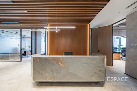 Office in Downtown Dubai (Downtown Burj Dubai), UAE 310 sq.m. № 650159 - photo 1