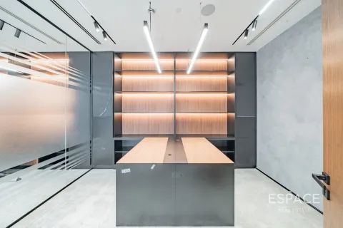 Office in Downtown Dubai (Downtown Burj Dubai), UAE 310 sq.m. № 650159 - photo 11
