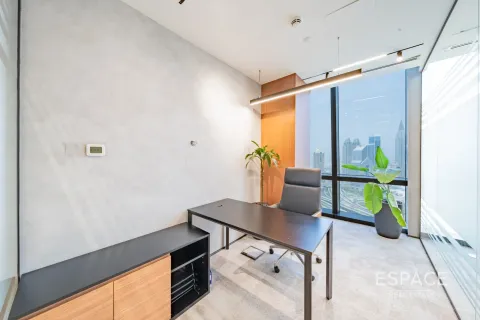 Office in Downtown Dubai (Downtown Burj Dubai), UAE 310 sq.m. № 650159 - photo 10