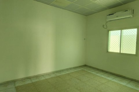 Vila u Al Mairid, Ras Al Khaimah, UAE 3 spavaćih soba, 279 m2 Br. 735017 - fotografija 5