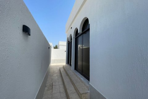 Vila u Al Mairid, Ras Al Khaimah, UAE 3 spavaćih soba, 279 m2 Br. 735017 - fotografija 2