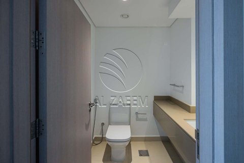 Byt na Yas Island, Abu Dhabi, SAE 3 ložnice, 130 m² Č.: 615736 - fotografie 13