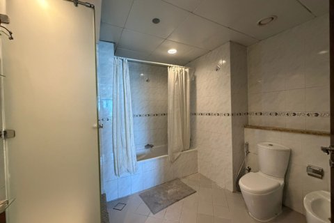 Apartmen di Jumeirah Lake Towers, Dubai, UAE 1 bilik tidur, 125 meter persegi № 712518 - foto 4