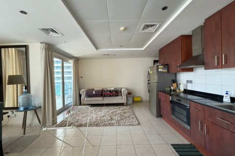 Apartmen di Jumeirah Lake Towers, Dubai, UAE 1 bilik tidur, 125 meter persegi № 712518 - foto 14