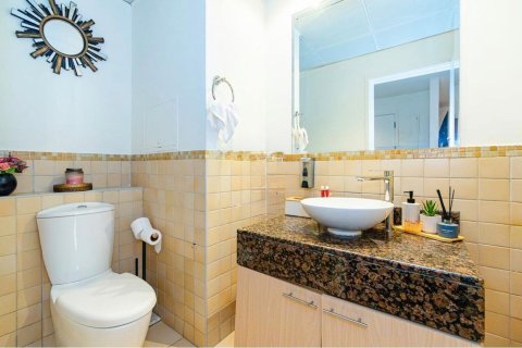 Apartemen di Jumeirah Beach Residence, Dubai, UEA 3 kamar tidur, 176 m2 nomor 712516 - foto 2
