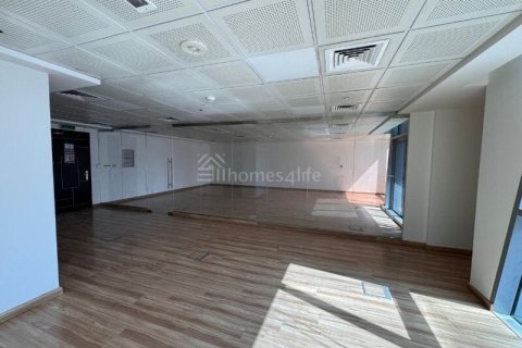 משרד להשכרה ב Jumeirah Lake Towers, Dubai, איחוד האמירויות 110 מ"ר, מספר 712517 - תמונה 1