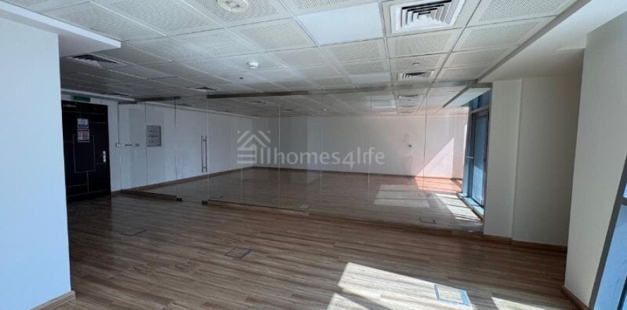 משרד ב Jumeirah Lake Towers, Dubai, איחוד האמירויות 110 מ"ר מספר 712517