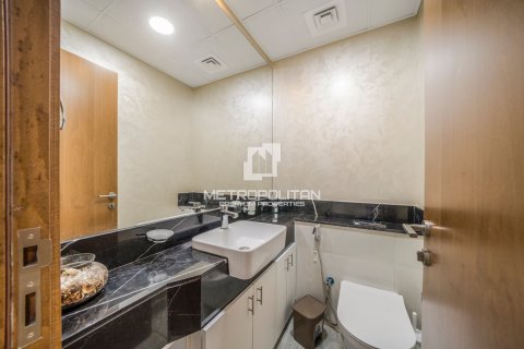 Business Bay, Dubai, UAE의 임대용 아파트 침실 2개, 133제곱미터 번호 593056 - 사진 26