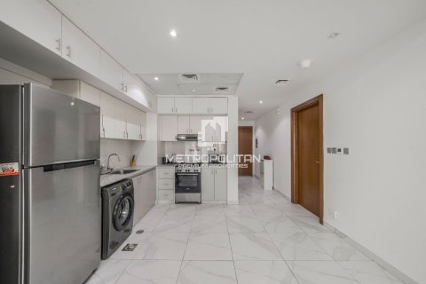 Business Bay, Dubai, UAE의 임대용 아파트 침실 2개, 133제곱미터 번호 593056 - 사진 12