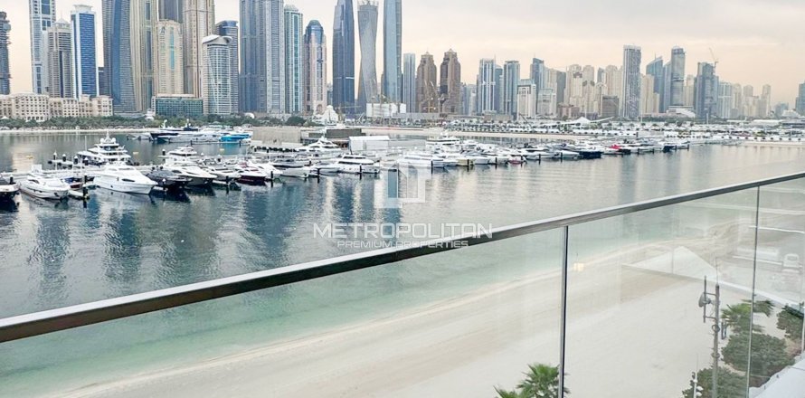 Byt v Dubai Harbour, Dubai, SAE 3 ložnice, 178 m² Č.: 593053