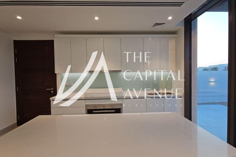 Stadthaus zum Verkauf in Abu Dhabi, VAE 3 Schlafzimmer, 228.82 m2 Nr. 764484 - Foto 4