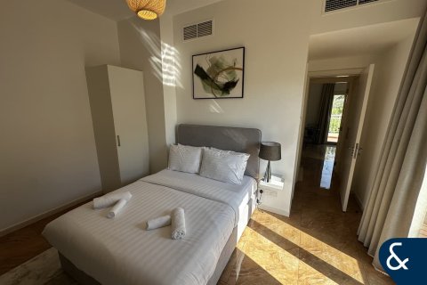 Villa The Springs, Dubaijā, AAE 2 istabas, 167 m2 Nr. 666877 - attēls 8