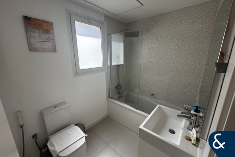 Villa The Springs, Dubaijā, AAE 2 istabas, 167 m2 Nr. 666877 - attēls 11