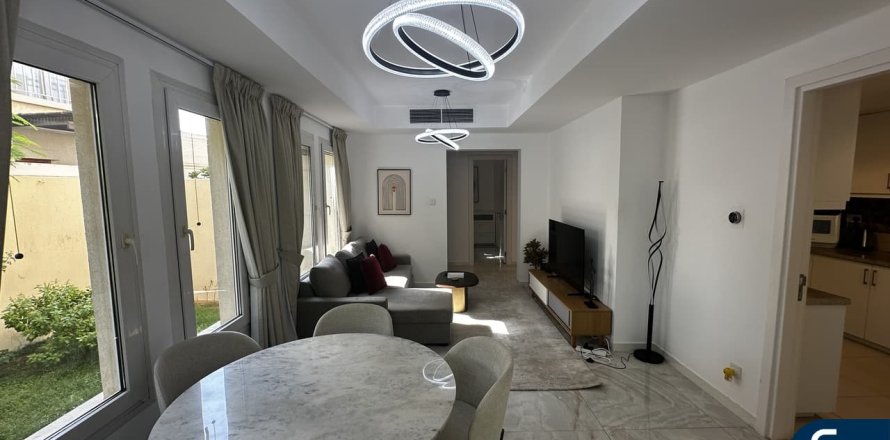 Villa The Springs, Dubaijā, AAE 2 istabas, 167 m2 Nr. 666877