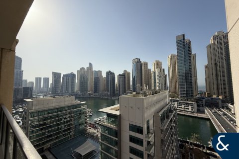 Huoneisto AL MAJARA TOWERS Dubai Marina, Arabiemiraatit 2 makuuhuonetta, 148 m2 № 671676