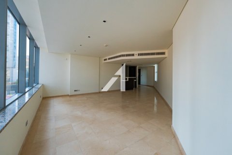 Снять в аренду квартиру в DIFC, Дубай, ОАЭ 2 спальни, 158м2, № 677121 - фото 2