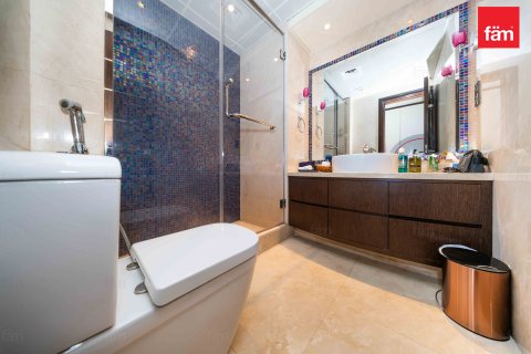 Apartment til salg i Dubai Marina, Dubai, UAE 3 soveværelser, 330.1 kvm № 701393 - foto 13