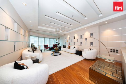 Apartment til salg i Dubai Marina, Dubai, UAE 3 soveværelser, 330.1 kvm № 701393 - foto 2