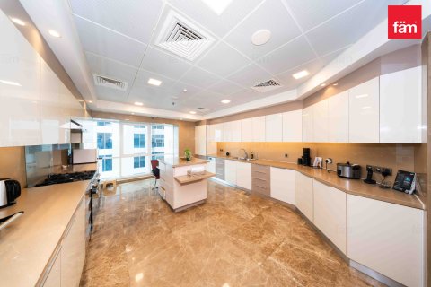 Apartment til salg i Dubai Marina, Dubai, UAE 3 soveværelser, 330.1 kvm № 701393 - foto 4