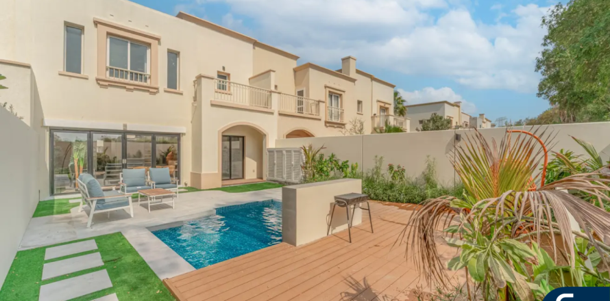 Vilë në The Springs, Dubai, Emiratet e Bashkuara Arabe 3 dhoma gjumi, 255 m2. № 667276