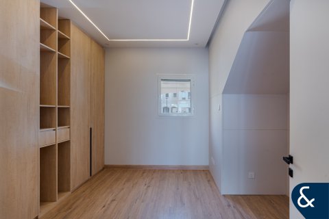 Vilë në The Springs, Dubai, Emiratet e Bashkuara Arabe 3 dhoma gjumi, 255 m2. № 667276 - Foto 8