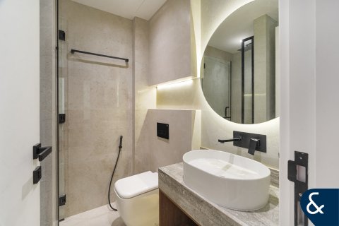 Vilë në The Springs, Dubai, Emiratet e Bashkuara Arabe 3 dhoma gjumi, 255 m2. № 667276 - Foto 9