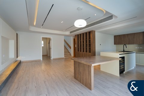 Vilë në The Springs, Dubai, Emiratet e Bashkuara Arabe 3 dhoma gjumi, 255 m2. № 667276 - Foto 5