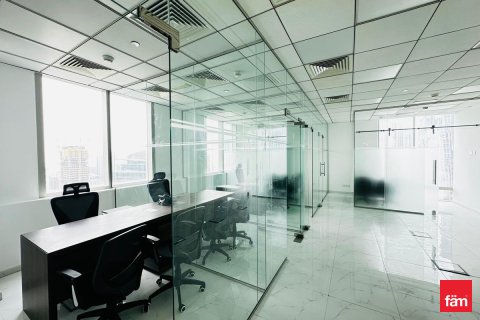 Зняти в оренду офіс в Бизнес-Бэй, Дубай, ОАЕ 107.6м2, № 719500 - фото 2