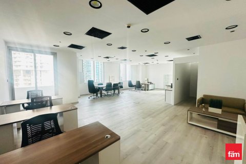 Зняти в оренду офіс в Бизнес-Бэй, Дубай, ОАЕ 107.6м2, № 719498 - фото 2