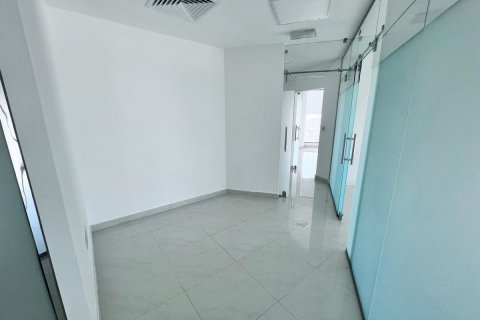 Office in Al Reem Island, Abu Dhabi, UAE 320 sq.m. № 594251 - photo 8