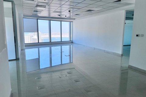 Office in Al Reem Island, Abu Dhabi, UAE 320 sq.m. № 594251 - photo 4