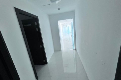 Office in Al Reem Island, Abu Dhabi, UAE 320 sq.m. № 594251 - photo 21