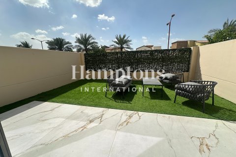 Kamienica do wynajęcia w Jumeirah Golf Estates, Dubai, ZEA 3 sypialnie, 208.66013800 mkw., nr 700263 - zdjęcie 16