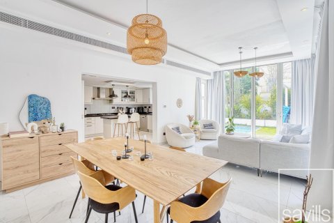 阿联酋 Dubai Meadows 待售 : 3 卧, 518 平方米 , 编号680744 - 照片 2