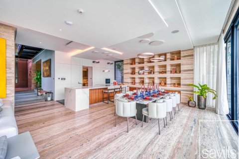 Vilë në Palm Jumeirah, Dubai, Emiratet e Bashkuara Arabe 6 dhoma gjumi, 712 m2. № 680747 - Foto 11