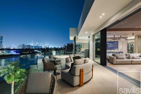 Vila v Palm Jumeirah, Dubai, SAE 5 spální, 1503 m2 č. 680746 - Fotografia 18