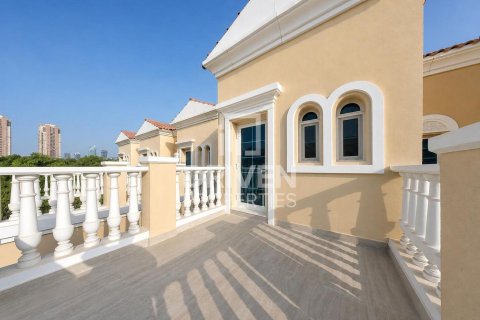 تاون هاوس للبيع في Jumeirah Village Triangle، دبي، الإمارات العربية المتحدة 2 غرفة نوم ، 180.05 متر مربع ، رقم 759020 - صورة 18