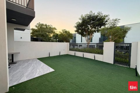 Vila u gradu Dubai, UAE 3 spavaće sobe, 161.1 m2 Br. 716081 - Slika 2