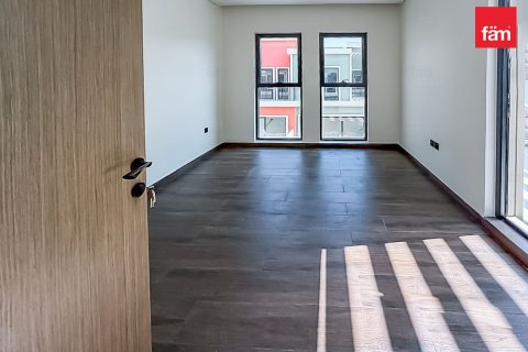 Rumah bandar di Dubai, UAE 4 bilik tidur, 144 meter persegi № 716080 - foto 6
